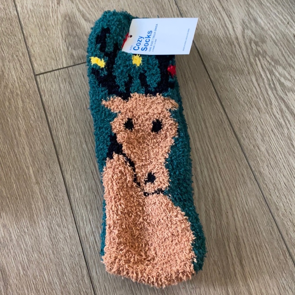 Old navy kids cozy socks NWT